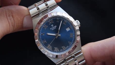avis tudor royal